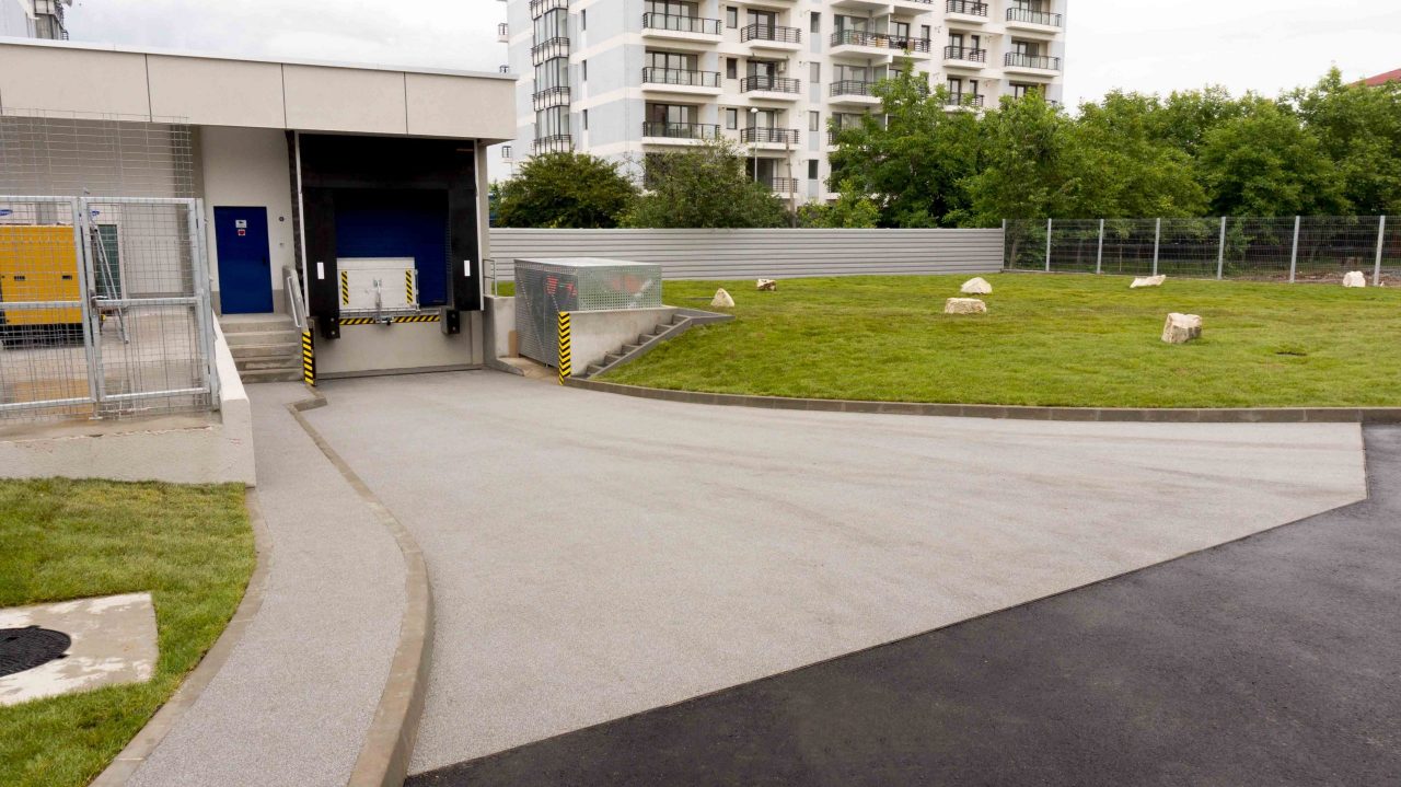 stone carpet flooring ramp